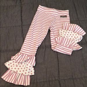 Striped ruffle leggings